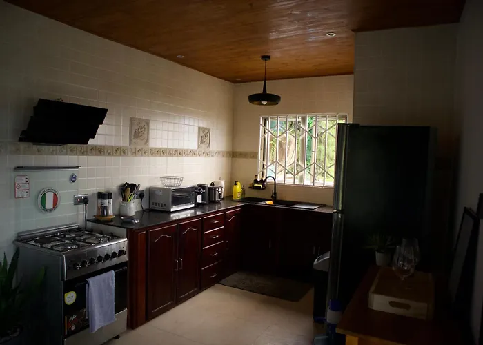 180 Degrees Self-catering 4* Victoria